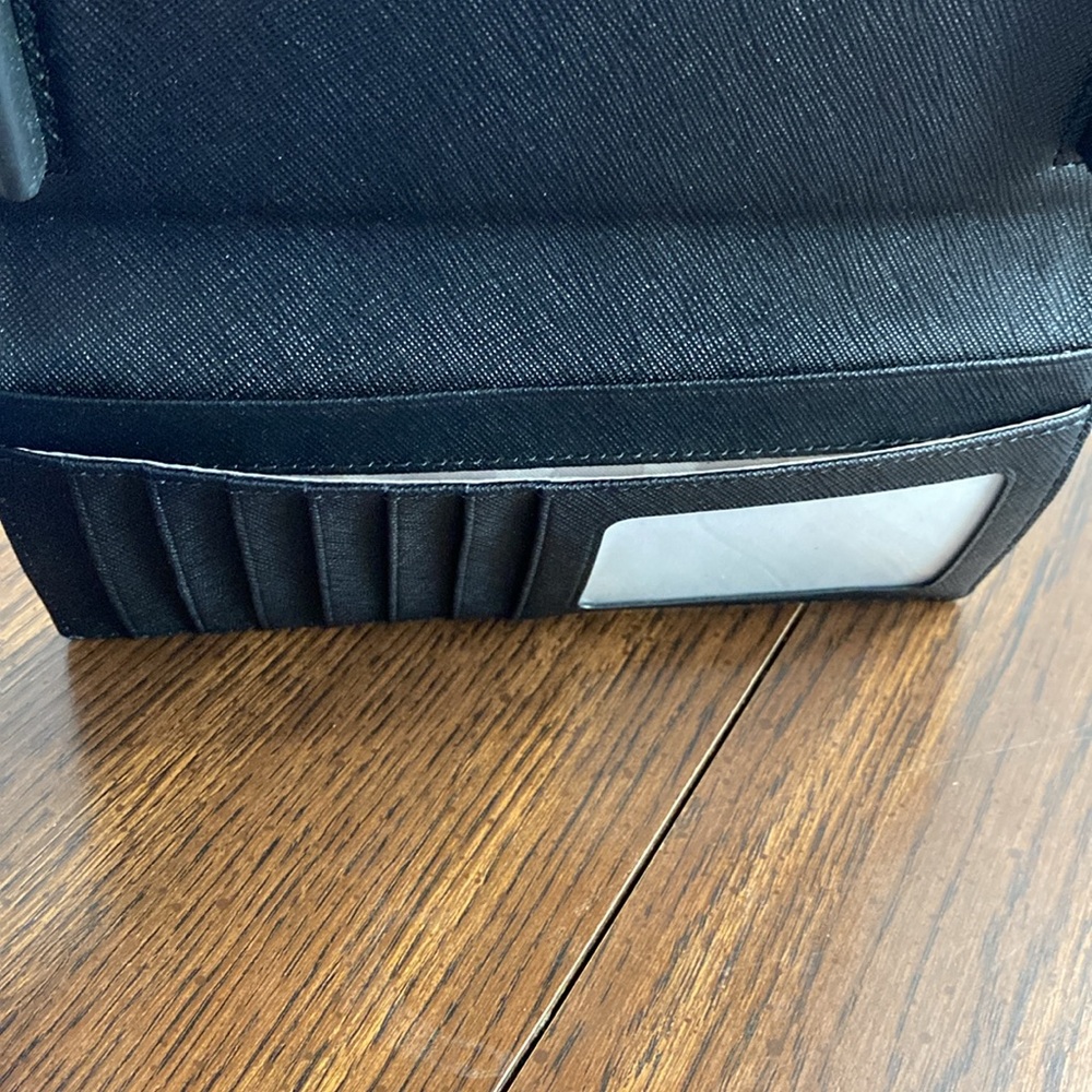 Kate Spade Black Women's Wallet - Picture 8 of 9